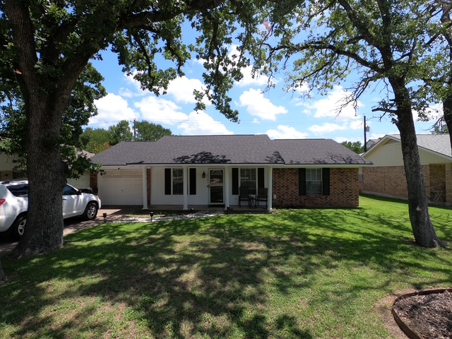 3105 Heatherwood Drive